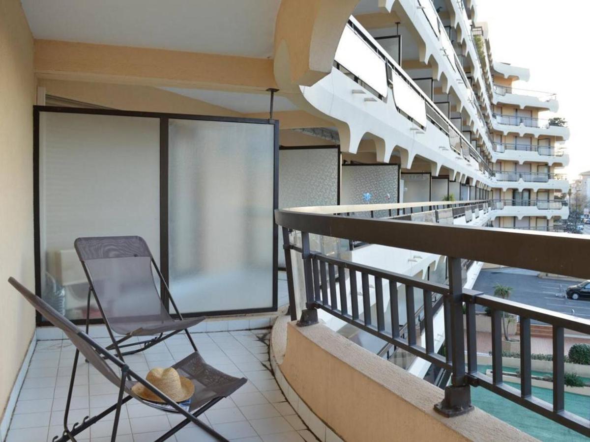 Appartement 2P, 4 Couchages, Terrasse Et Salon De Jardin A 200M De La Plage, Frejus - Fr-1-226A-22 Экстерьер фото